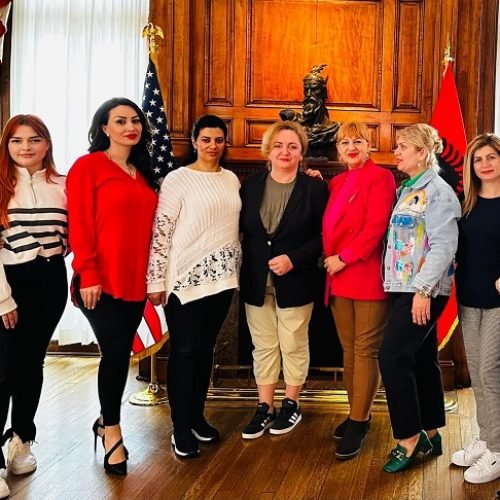 Bukuria Shqiptare Beli 🇦🇱 Ne Amerike 🇺🇸