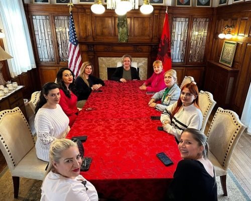 Bukuria Shqiptare Beli 🇦🇱 Ne Amerike 🇺🇸